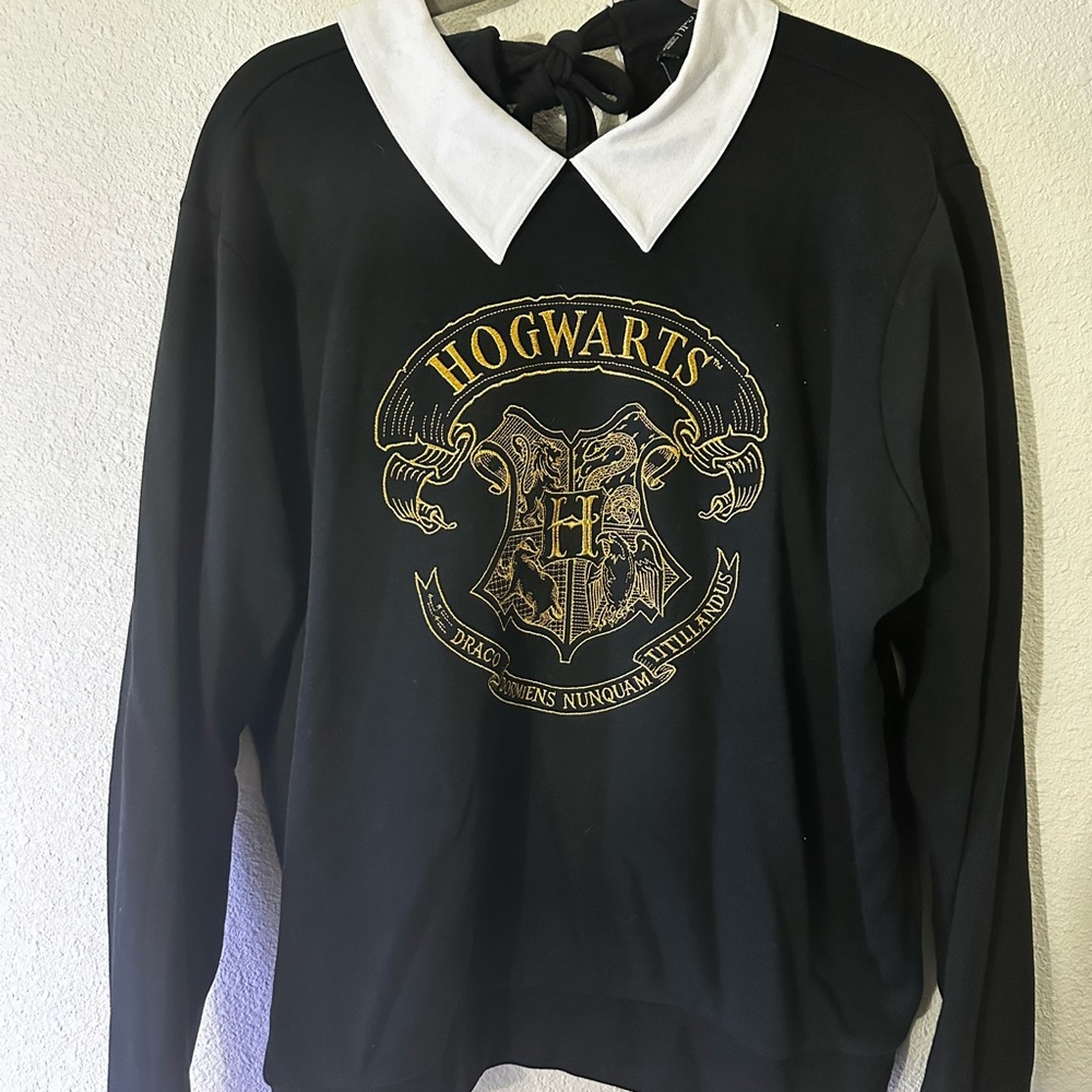Harry Potter Hogwarts collared sweater size large